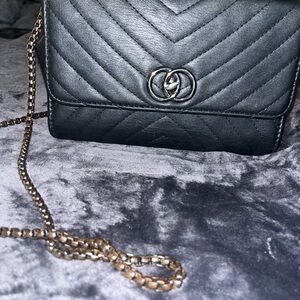 Elegant Black Quilted Shoulder Bag